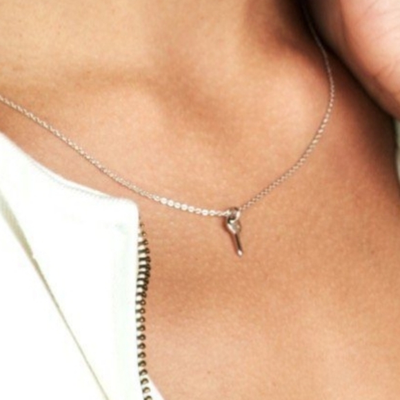 The Giving  Keys mini Believe necklace - Picture 4 of 4